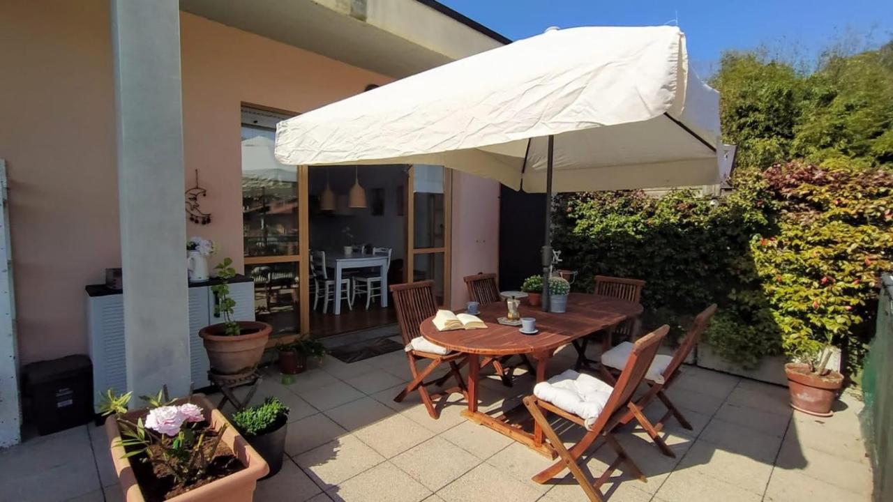 Appartamento La Terrazza Di Dora Menaggio Buitenkant foto